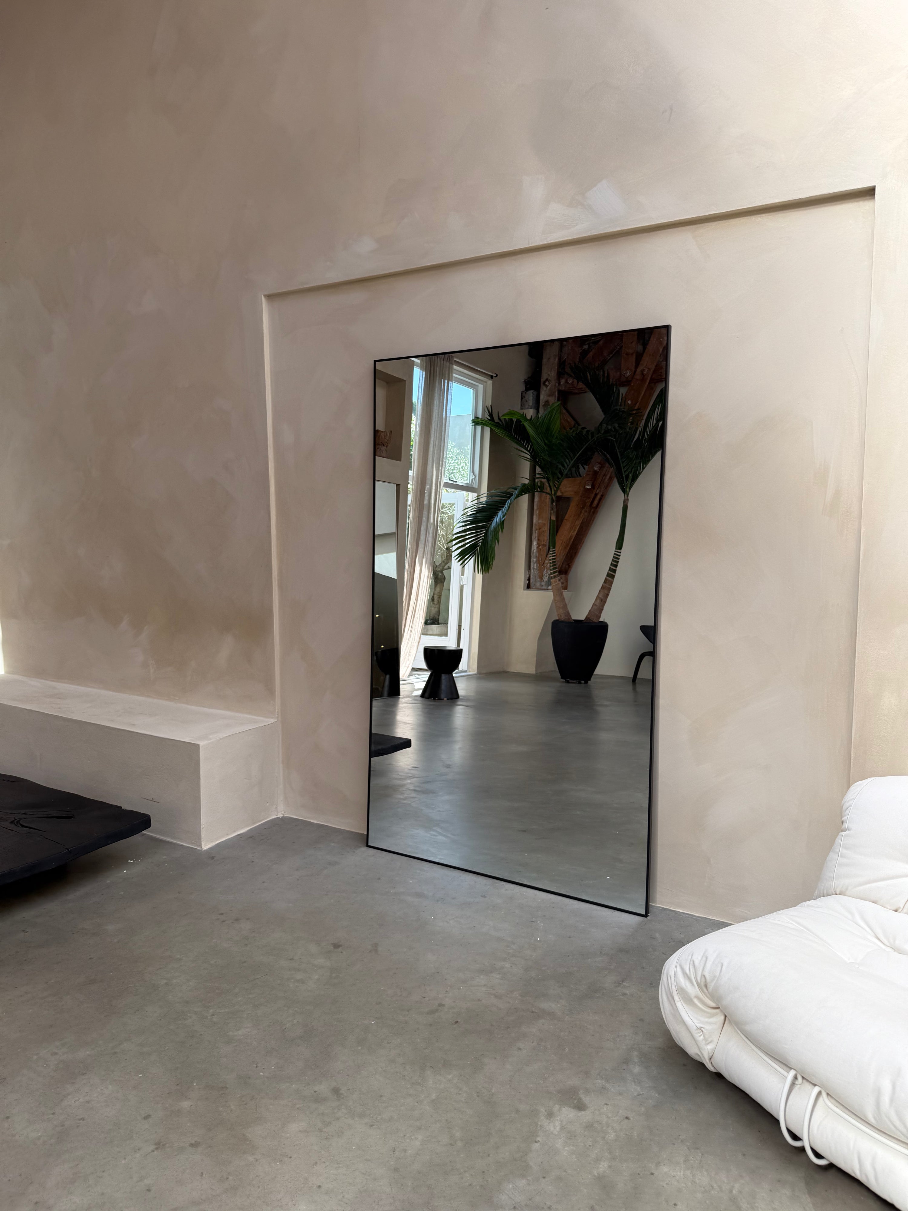 MEGA GROTE SPIEGEL AURA | 200 cm x 120 cm zwart