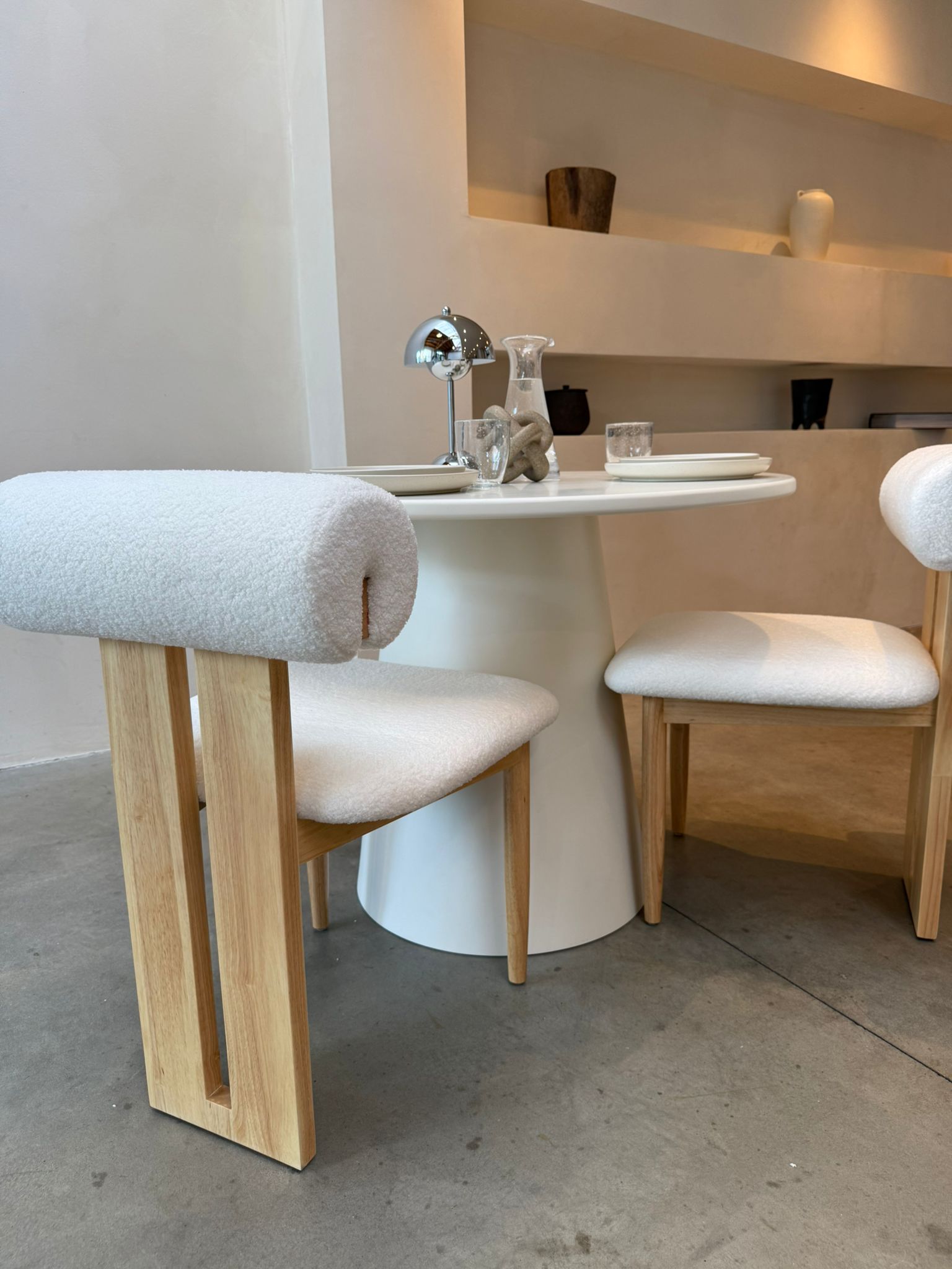 Japandi Ronde Eettafel – Betonlook Ivory